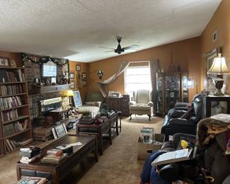 So much lovely furniture!