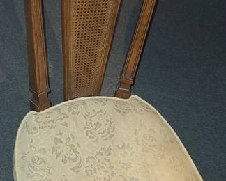 Chair from picture 18