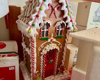Gingerbread house (one of many)