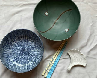 Lot 15: Japanese Dishwater Lot