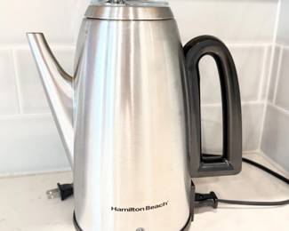 126 HamiltonBeachElectricTeaKettlewInfuserFrenchPress950W