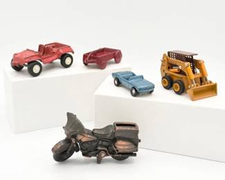 125 CollectionofVintageCastIronCarToys