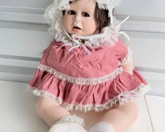 137 LifelikeRebornPorcelainBabyDoll