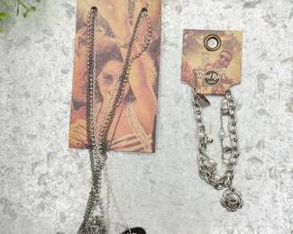 84 HardRockCafeGuitarPickNecklaceCharmBracelet