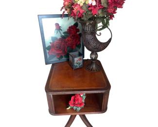 Square Barristers Side Table Book Storage Rose Print & Lamp + Decor