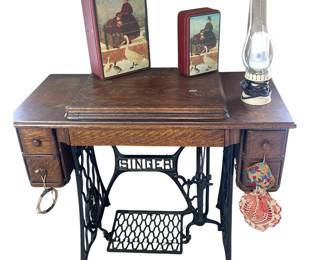 Singer Cast Iron Treadle Sewing Machine Lamp
