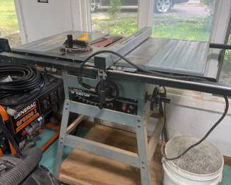 Delta 10" contractor table saw with fence