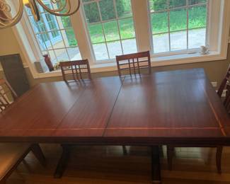 Mission style dining table with 2 leaves & 6 chairs, table pads