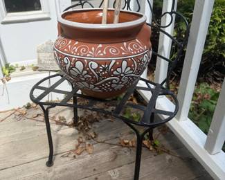 Terra Cotta pottery planter; small bench