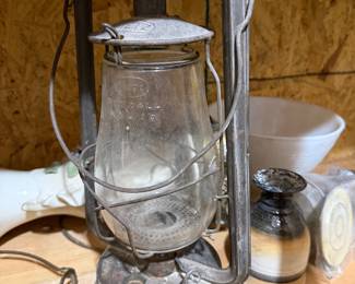 Vintage Dietz Monarch lantern