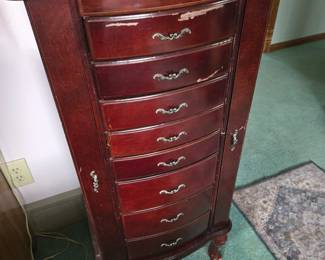 jewelry chest