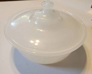 Vintage Anchor Hocking casserole