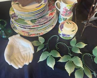 Avon Hand Dish