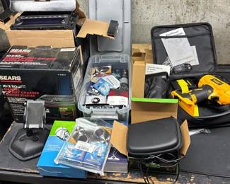 Car Electronics Maintenance