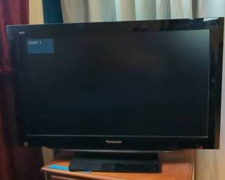 Panasonic Viera 37 1080p LCD HDTV
