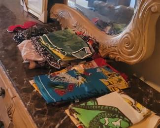 Vtg Scarves 