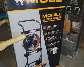 Mule Mobile Workshop 14 in. H 3 speed Portable Workspace Fan