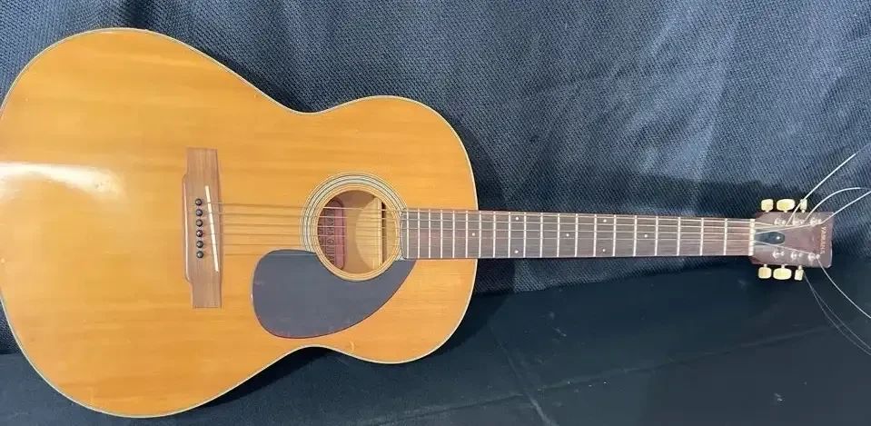 Yamaha Guitar  FG 75  Red Label  Nippon Gakki