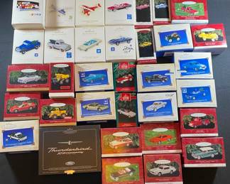 Vintage Hallmark Christmas automobile  More See Description