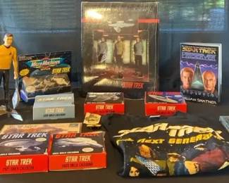 Star Trek Memorabilia Pez  Captain Kirk  Spock  Micro Machines