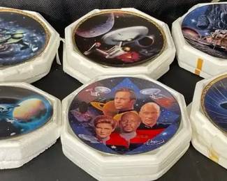 The Hamilton Collection  6 Star Trek  Space Themed Collector Plates