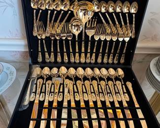 WM. Rogers & Son Gold-Plated Flatware Set in Presentation Case