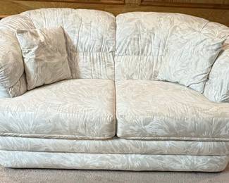 Contemporary Upholstered Loveseat with Leaf Pattern