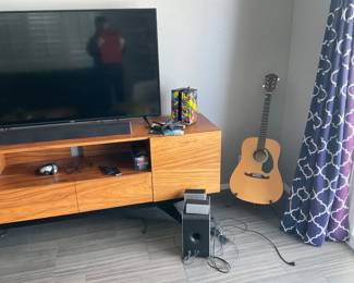 Acoustic guitar