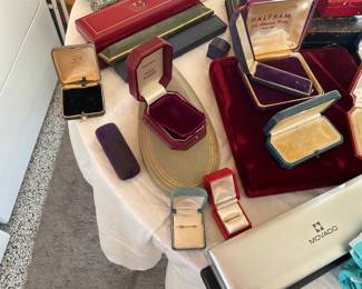Vintage jewelry boxes 