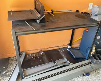 Sheet metal cutter