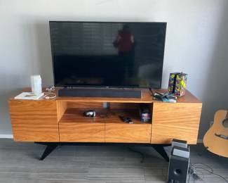 Credenza/media stand, tv