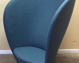HIGHTOWER SHELTER LOUNGE CHAIR, PRIVACY SEAT DESIGNED BY DANISH STUDIO BUSK + HERTZOG. THE WRAPPED SHELL DESIGN PROVIDES ACOUSTIC BOUNDARIES, 52in HEIGHT NO SHIPPING PICKUP ONLY