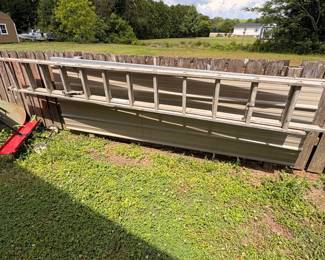 Extension ladders