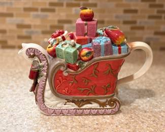Christmas sleigh teapot