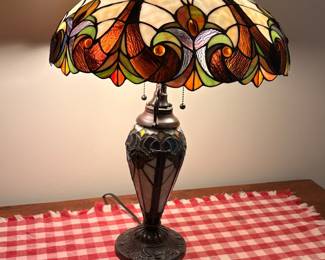 Gorgeous Tiffany style lamp