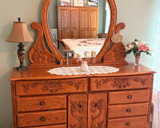 Beautiful dresser with mirror