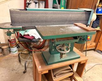 Belt sander