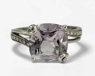 14K White Gold & Amethyst Ladies Ring