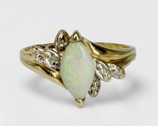 14K Gold Opal Diamond Ladies Ring