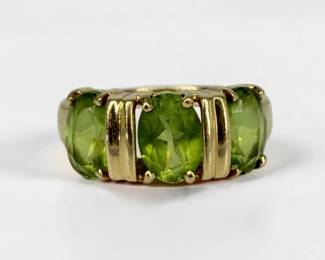 14K Gold Peridot Ladies Ring