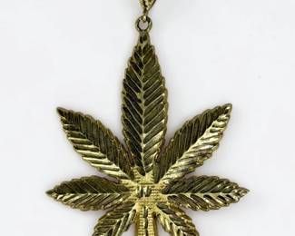 10K Marijuana Leaf Pendant