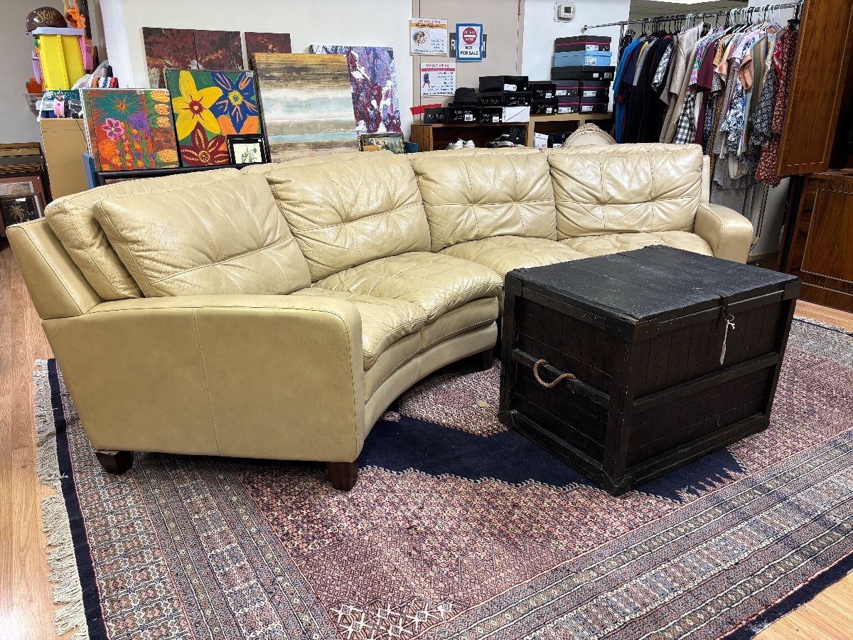 Flex steel leather sectional beautiful