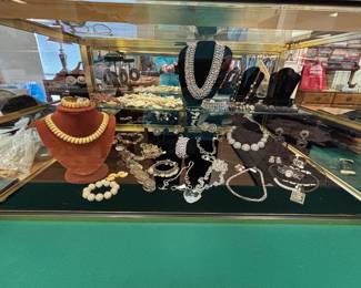 Costume jewelry 