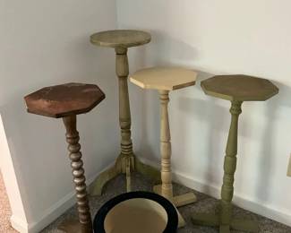 Pedestal Stands