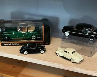 Maisto Model 1955 MercedesBenz Friends