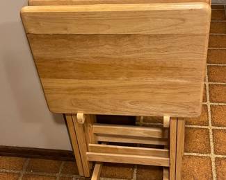 set of wooden TV trays w/stand