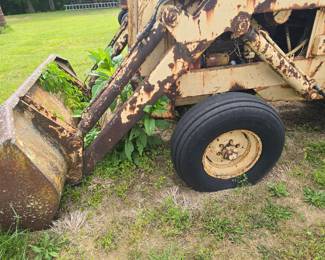 DYNAHOE Loader Backhoe non working