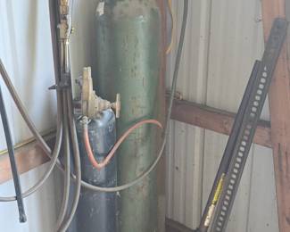 Acetylene tanks