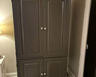Armoire