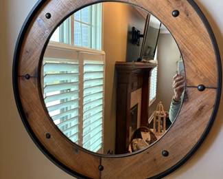  011 Round Mirror In Wood
